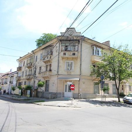 צ'יסינאו Central Park Apartment מראה חיצוני תמונה